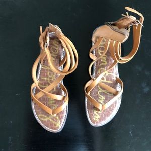 Never worn sam eldman sandals
